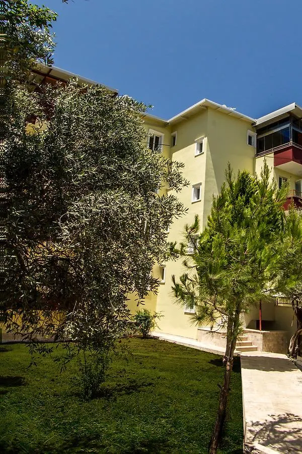 Misa Pension Apart Guzelcamli 3*,